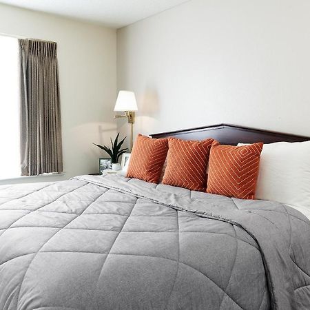 Intown Suites Extended Stay Atlanta Ga - Roswell Alpharetta Exterior photo